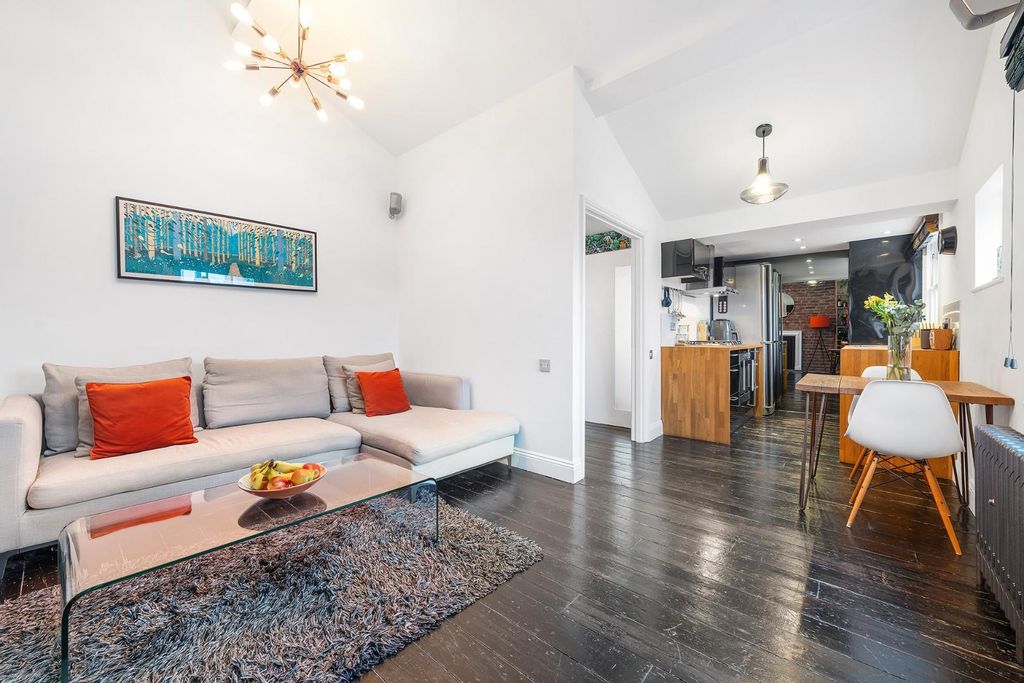 Property photo 3 of 17 Reception- Kitchen (3).Jpg