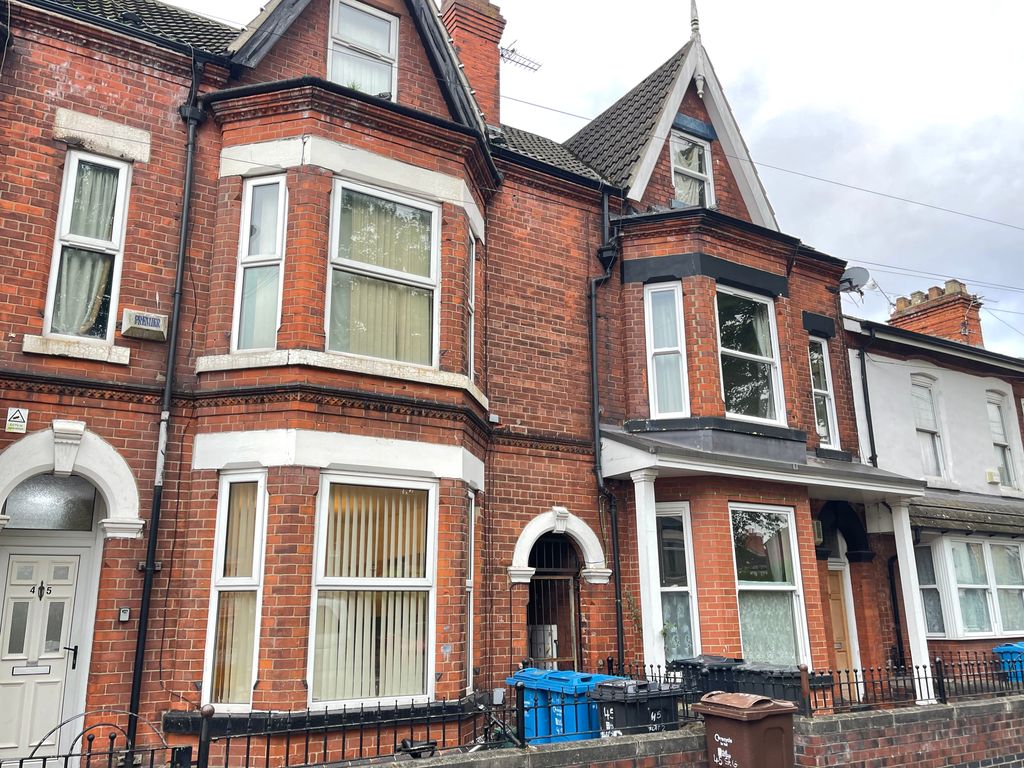 Property photo 1 of 5 Front