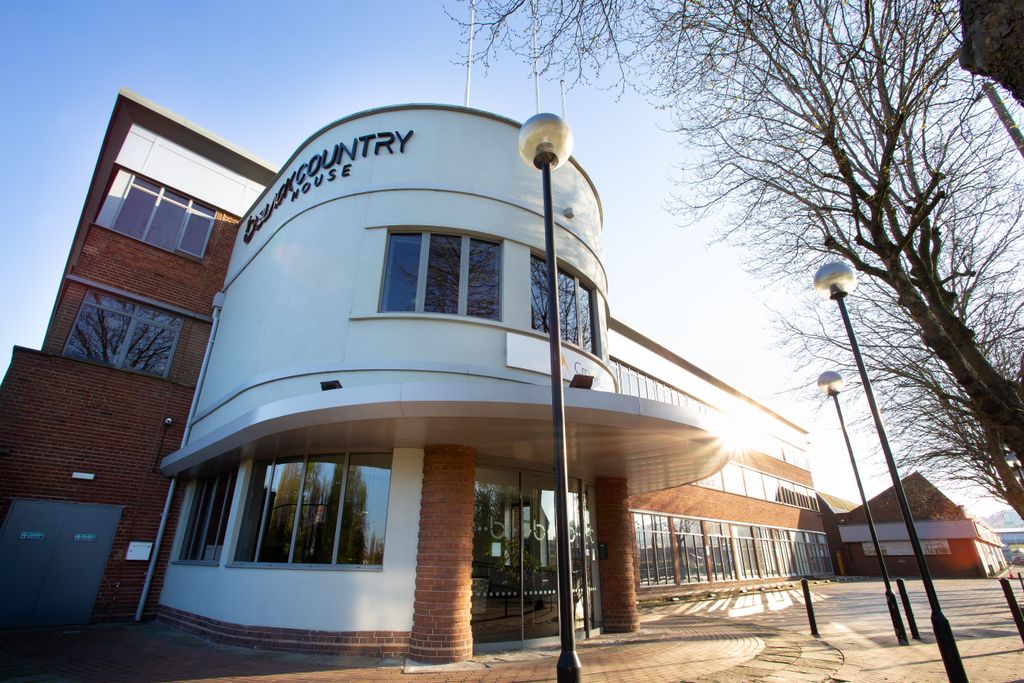 Property photo 1 of 6