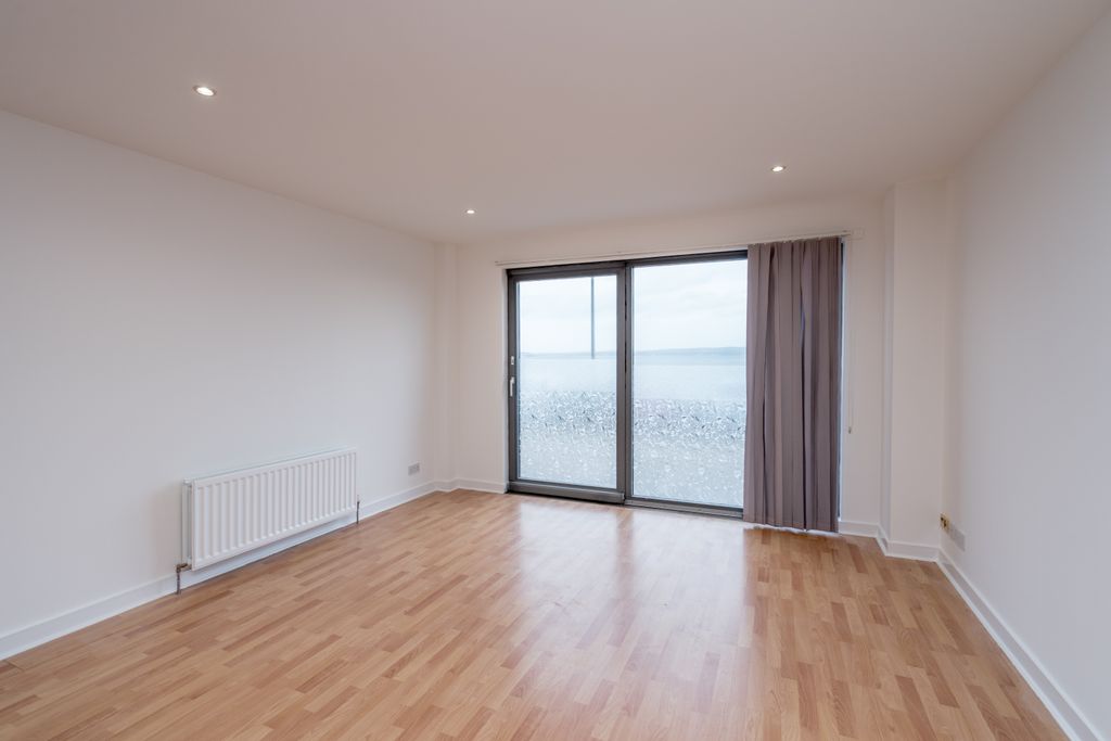 Property photo 3 of 17 Property Image 3