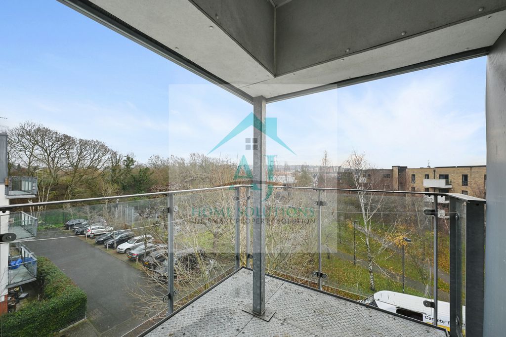 Property photo 2 of 10 Aj - 47 Lime Court - Balcony3 (1)