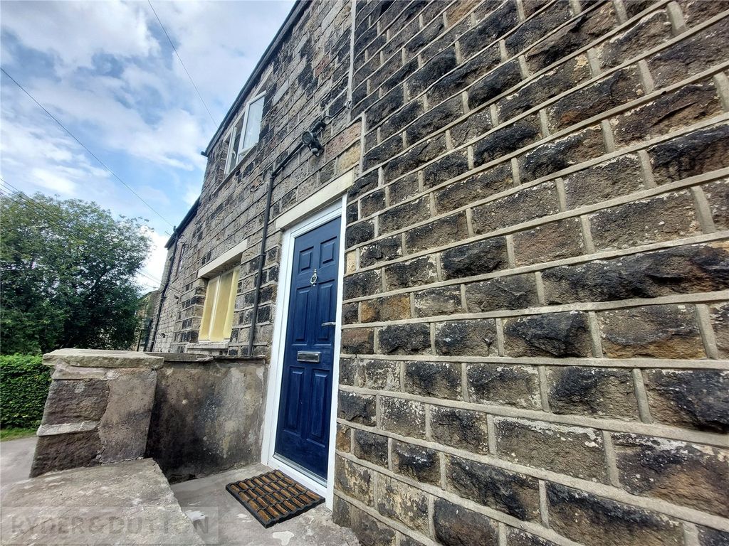 Property photo 1 of 7 Front Elevation