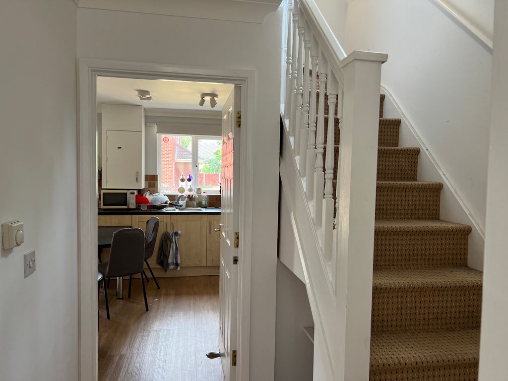 Property photo 2 of 23