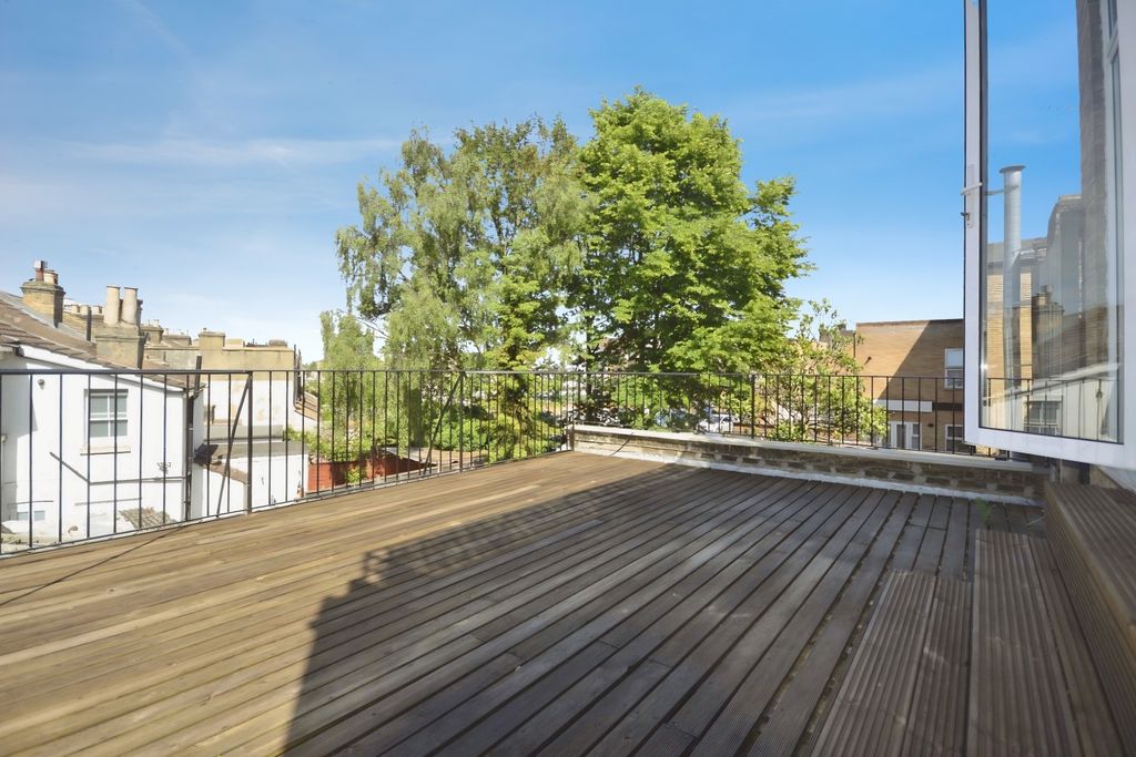 Property photo 3 of 8 3Ab58Fce-Fileacce...