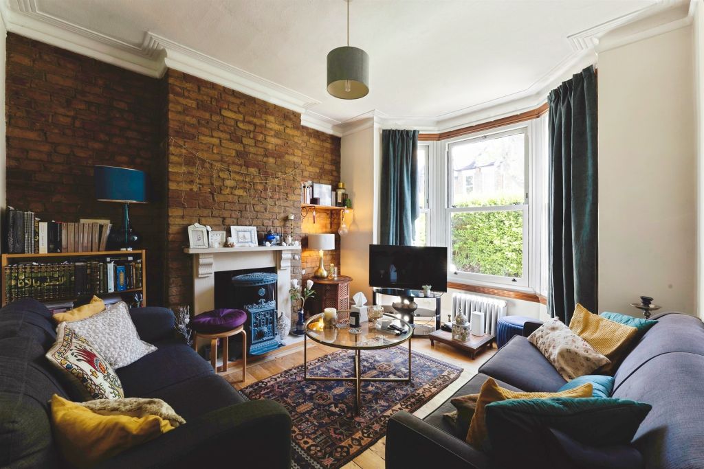 Property photo 2 of 14
