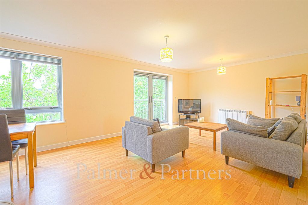 Property photo 3 of 10 Reception Room