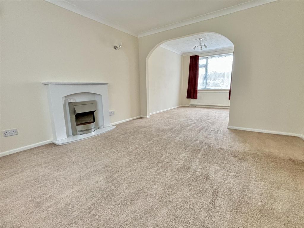 Property photo 2 of 13 Img_2860.Jpg