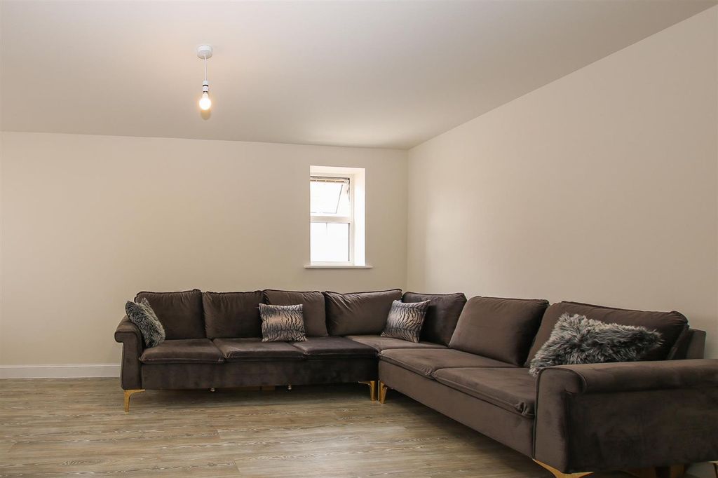 Property photo 3 of 15 Img_8293.Jpg