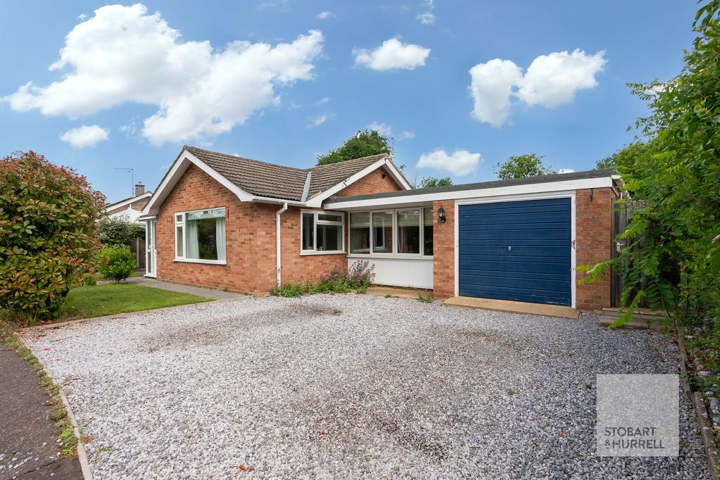 Property photo 1 of 17 Front