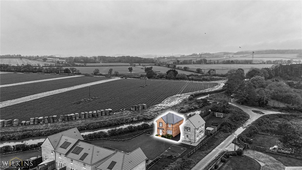 Property photo 1 of 36 Picture No. 35