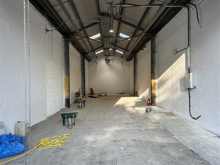 Property photo 2 of 3