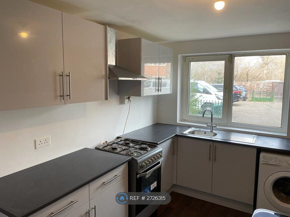 Property photo 3 of 3 Kitchen