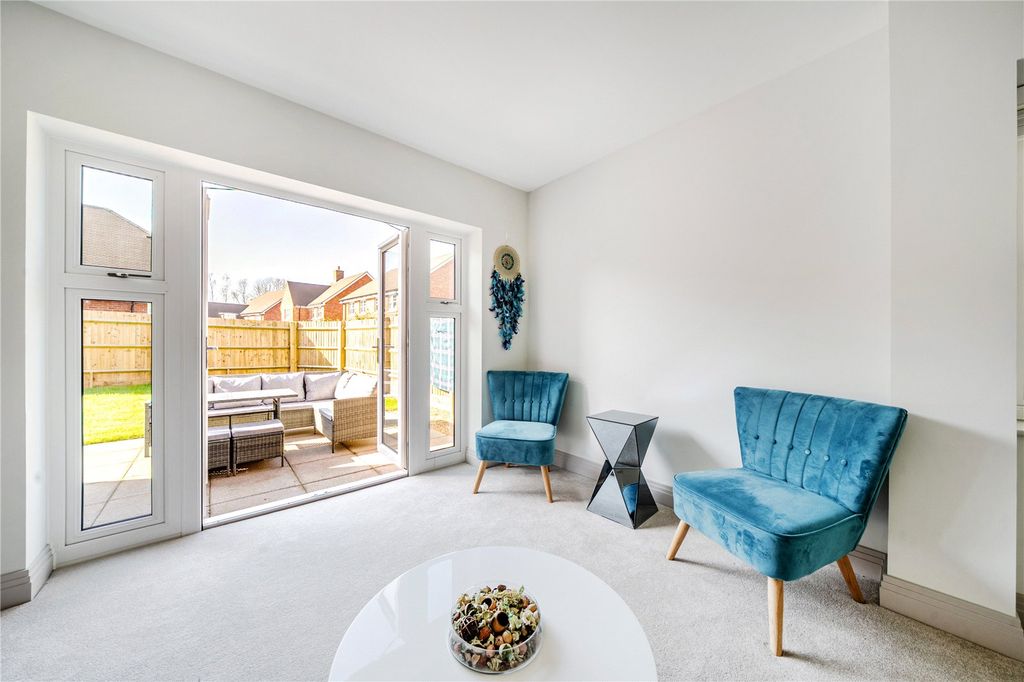 Property photo 3 of 32 Picture No. 63