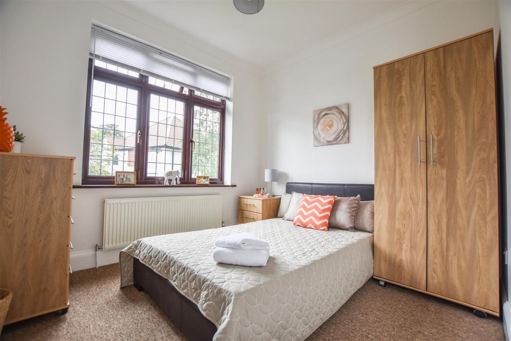 Property photo 1 of 8 3767960