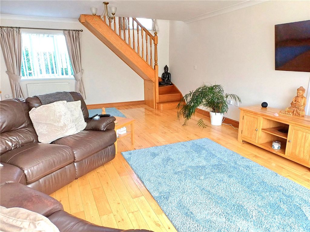 Additional image 4 of 5 bed detached house for saleStonechat Close, Nottage, Porthcawl CF36