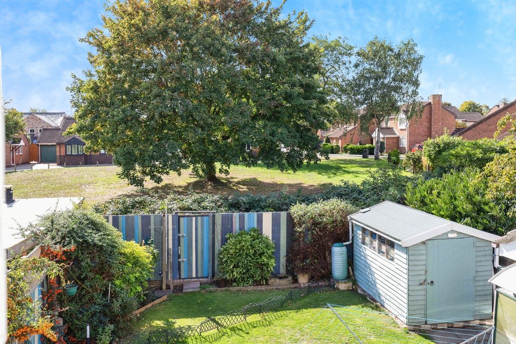 Property photo 2 of 19