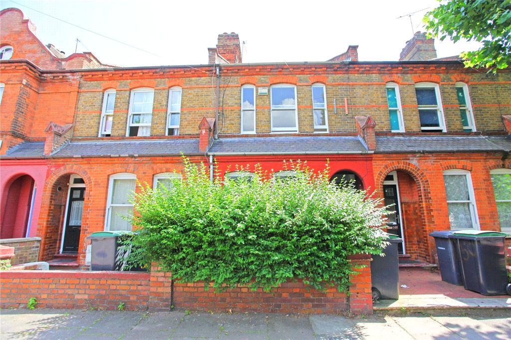 Property photo 1 of 12 Exterior