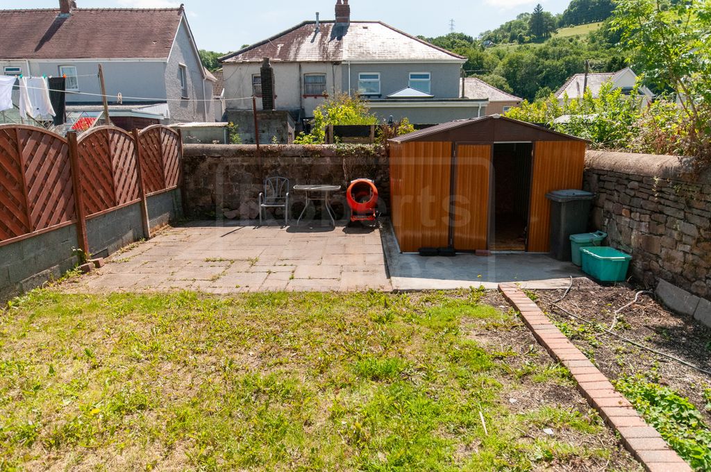 Property photo 3 of 22 Garden