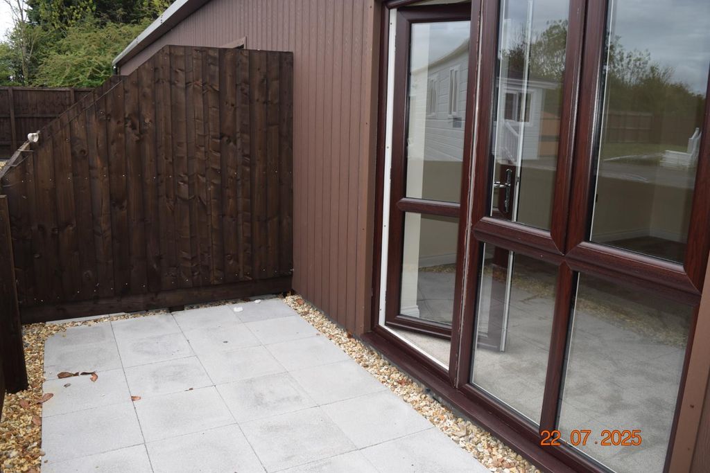 Property photo 2 of 21 Courtyard