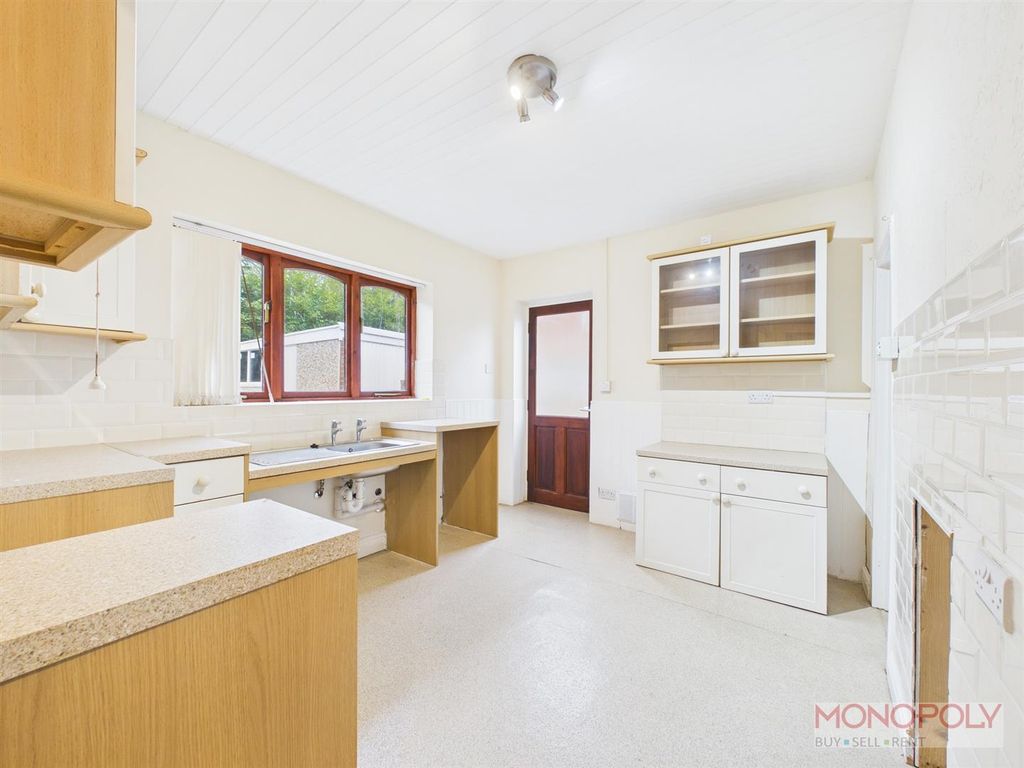 Property photo 2 of 14 Cam04439G0-Pr0245-Still002.Jpg