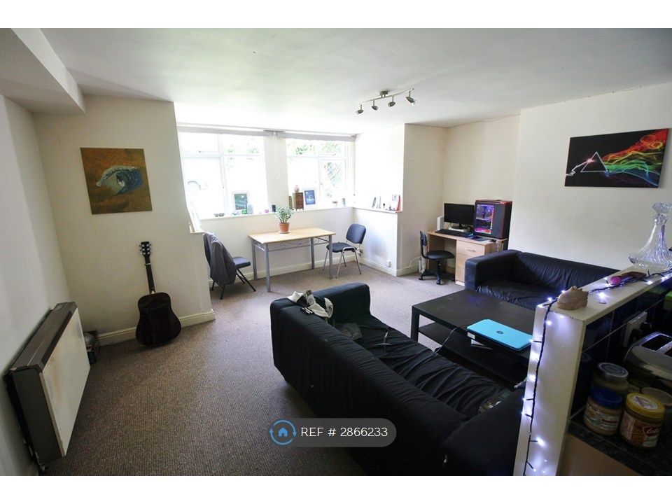 Property photo 1 of 4