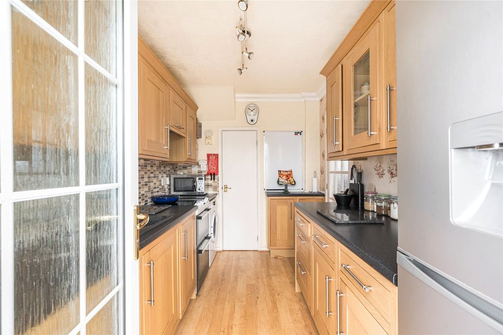 Property photo 3 of 21 Picture No. 07