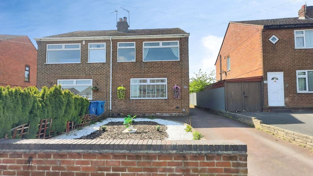 Property photo 1 of 40