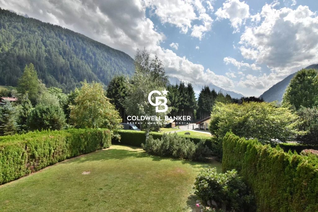 Property photo 1 of 10 Semi-Detached Chalet – 3 Bedrooms, 97 m² – Argentière
