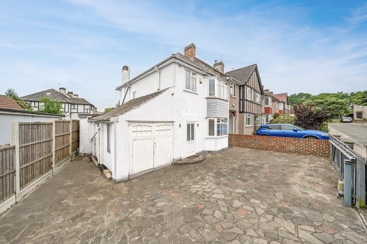 Property photo 1 of 16