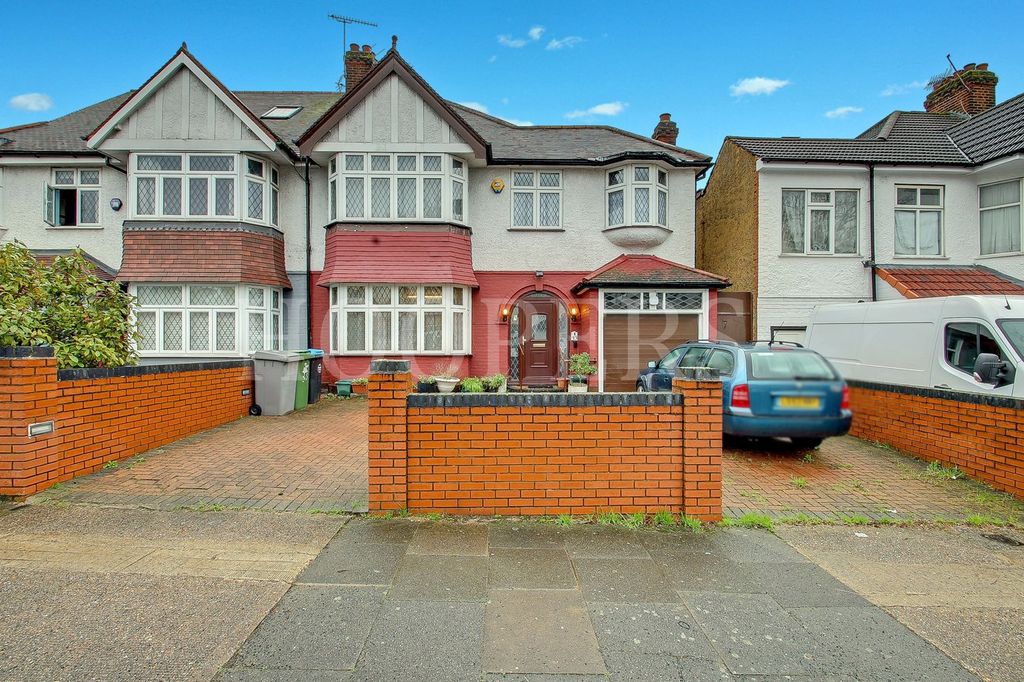 Property photo 1 of 15