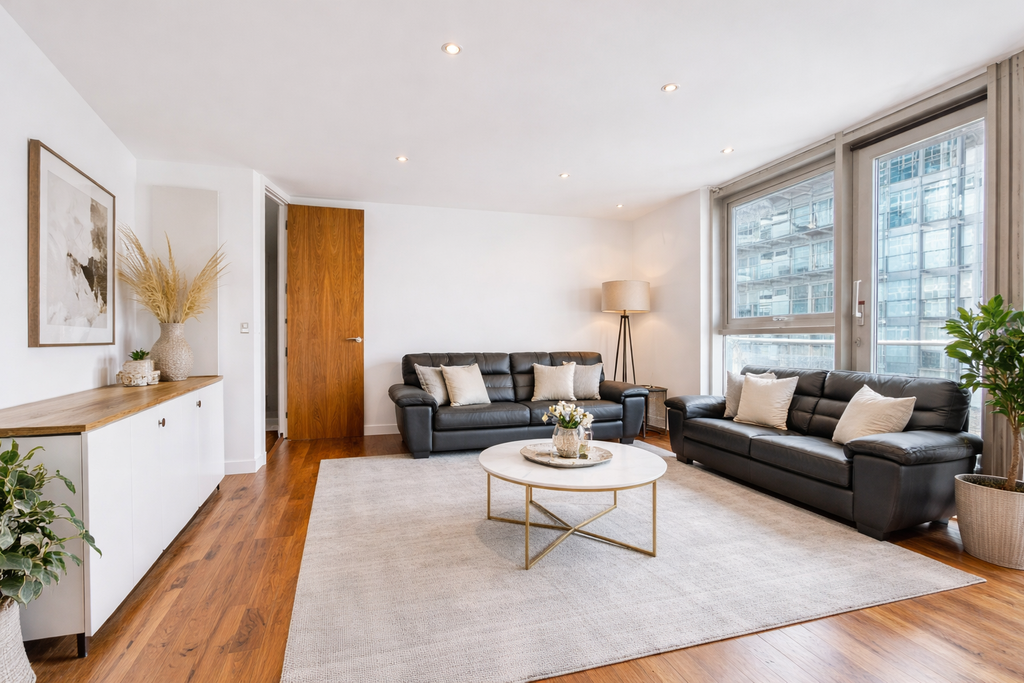 Property photo 1 of 6 Stunning Apartment Amazing Views And Secure Parking