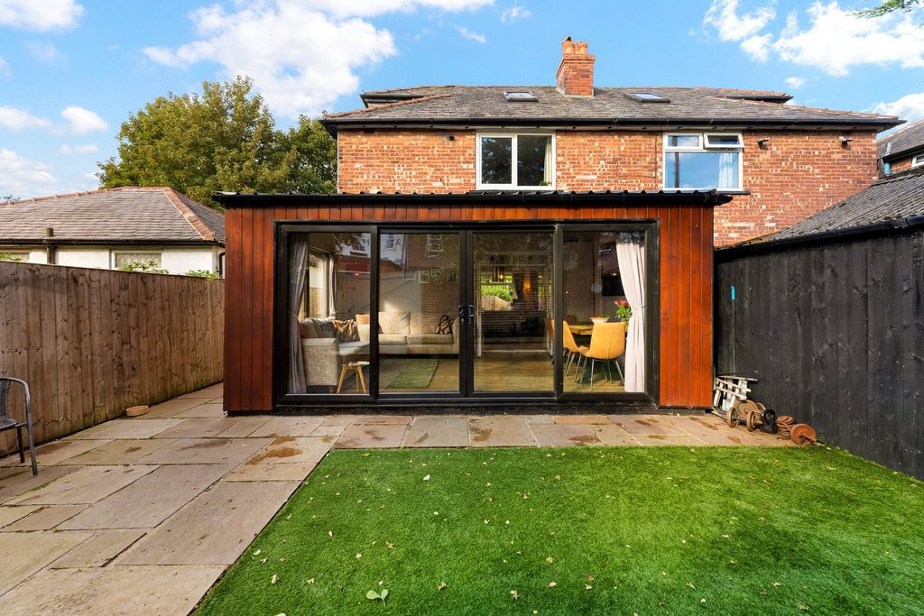 Property photo 2 of 55