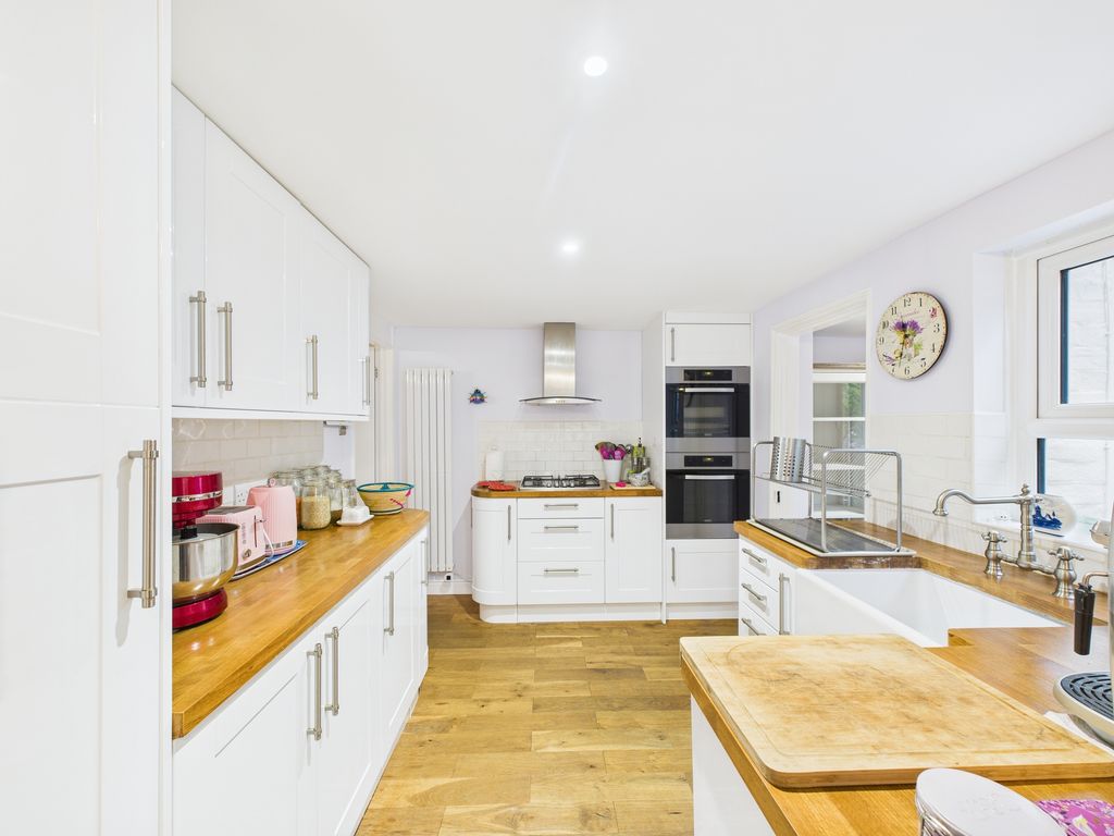 Property photo 3 of 16 Image