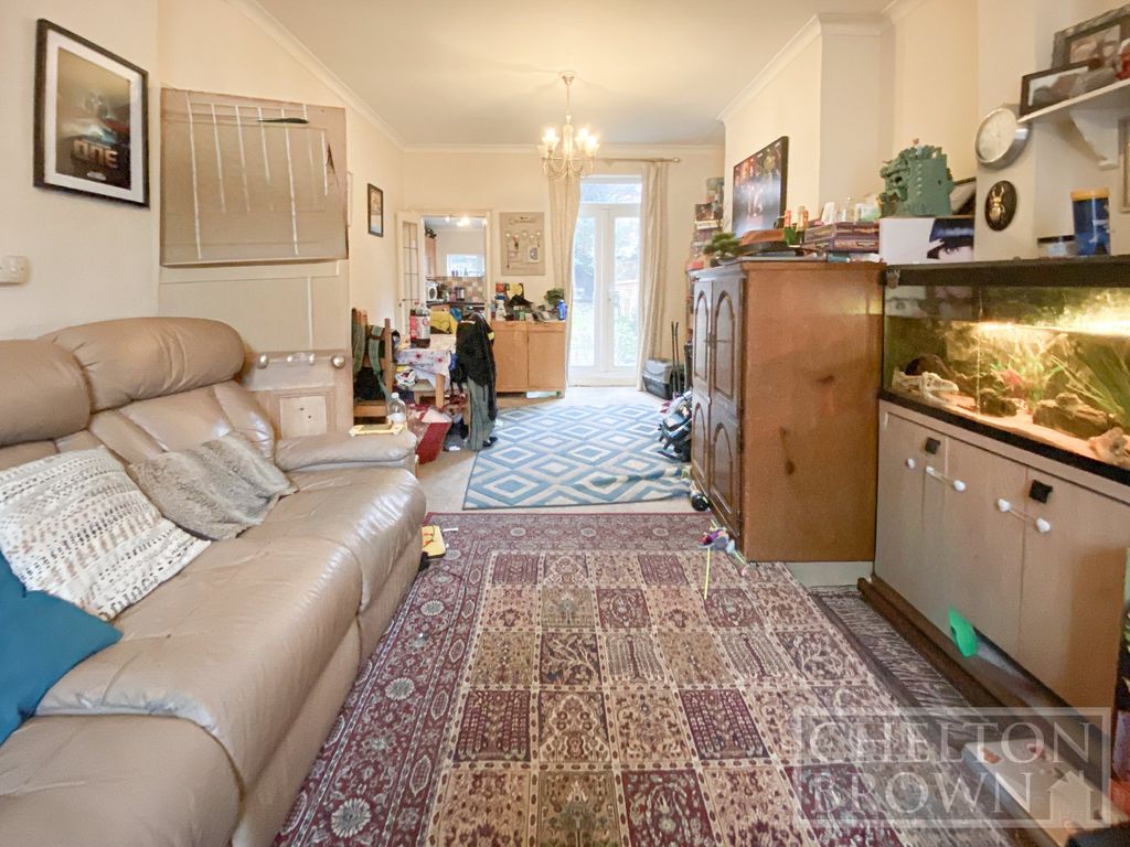 Property photo 2 of 21 Lounge/Diner