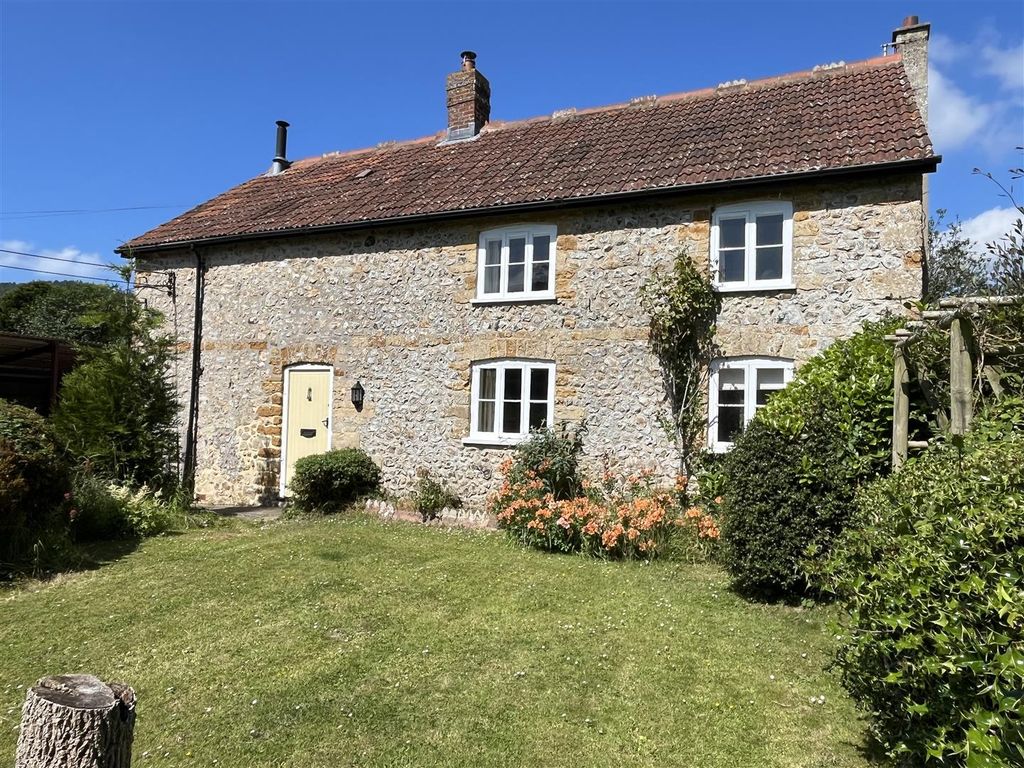 Property photo 1 of 16