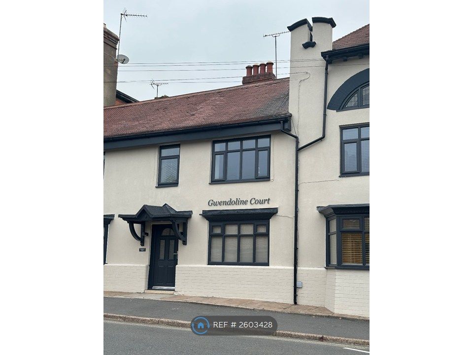 Property photo 2 of 35