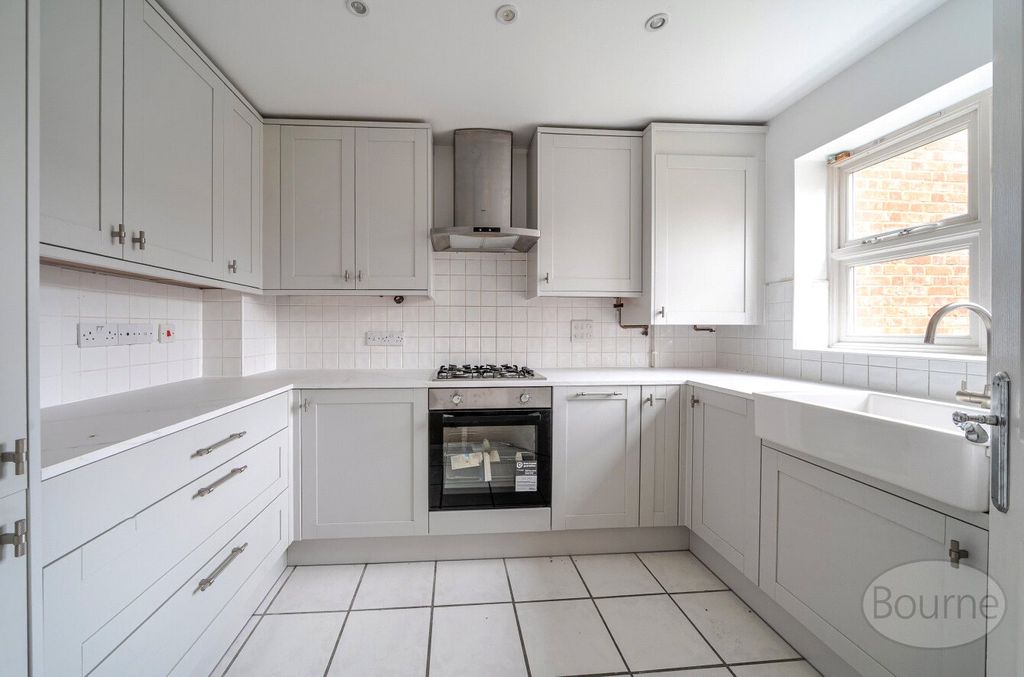 Property photo 2 of 11 Picture No. 39