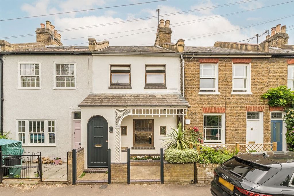 Property photo 1 of 7