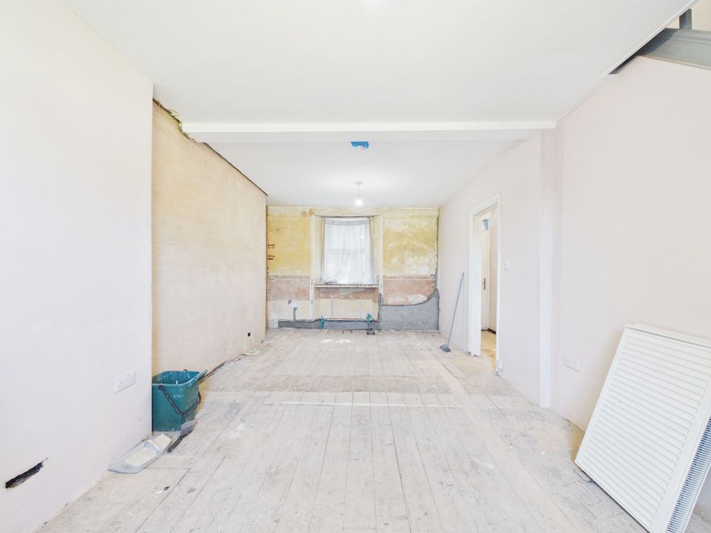 Property photo 2 of 11 Lower Ground Floor