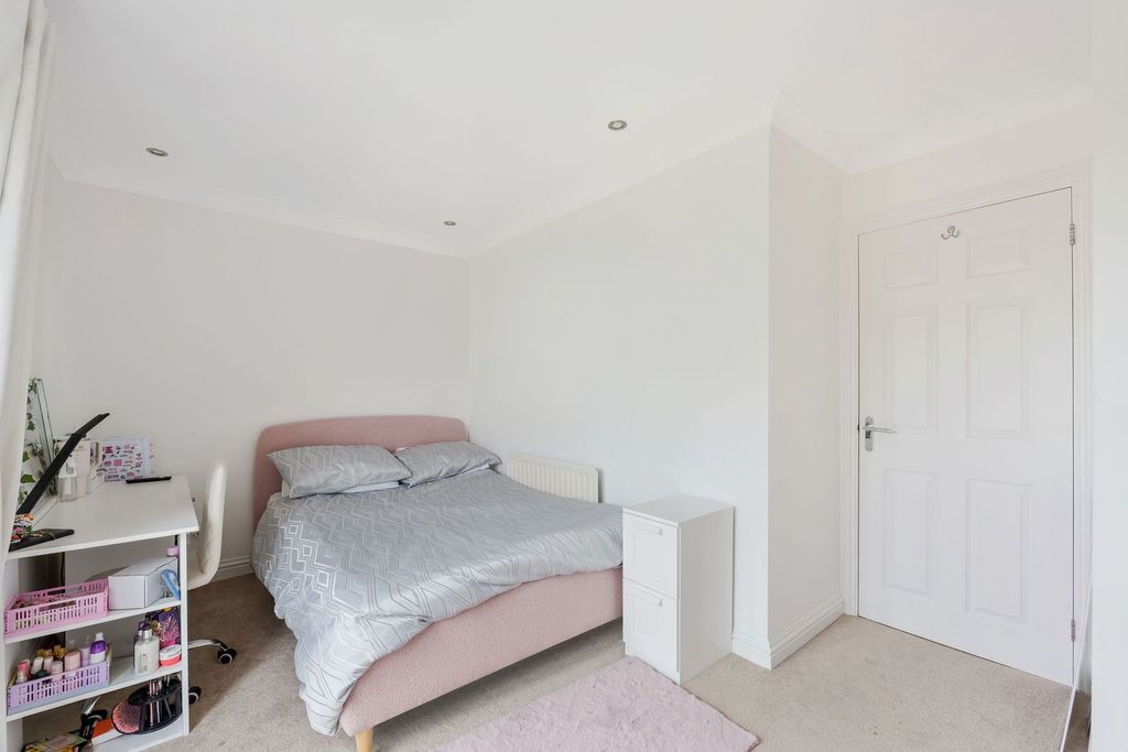 Additional image 19 of 4 bed detached house for saleLincolns Mead, Lingfield RH7