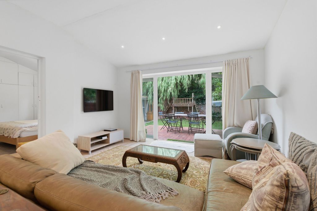 Property photo 2 of 27 Kw1734105