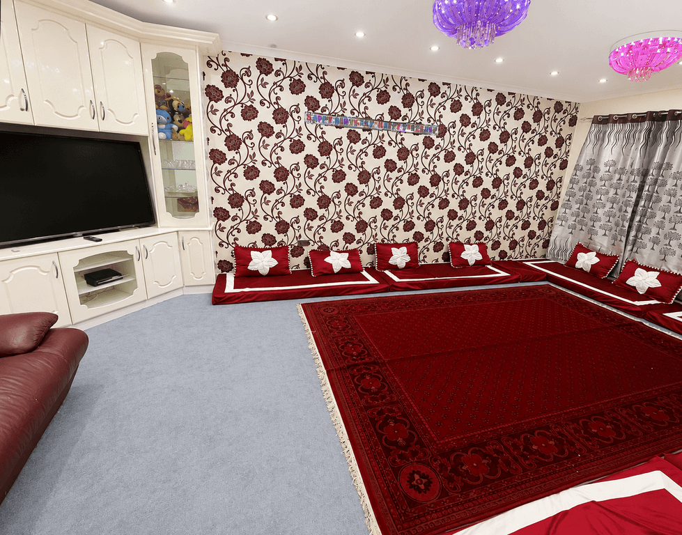 Property photo 1 of 8 3 Bed Terraced House To Rent Lady Margaret Road, Southall Ub1 2Rj