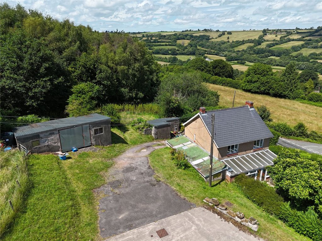 Property photo 3 of 21 Picture No. 17