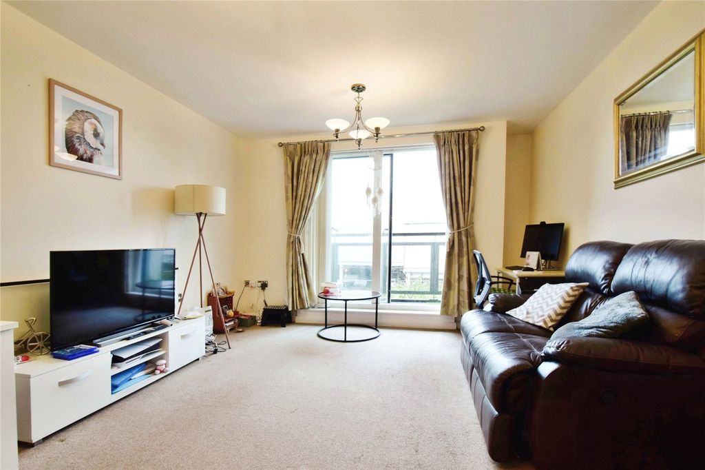 Property photo 3 of 12 Photography