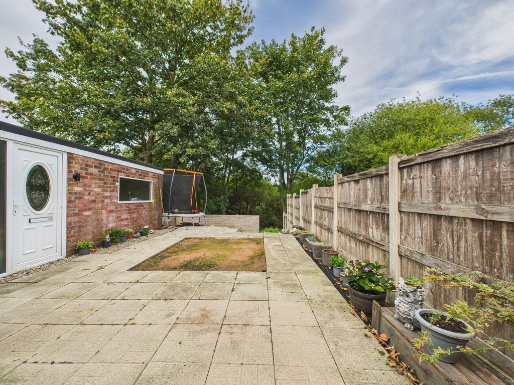 Property photo 2 of 38