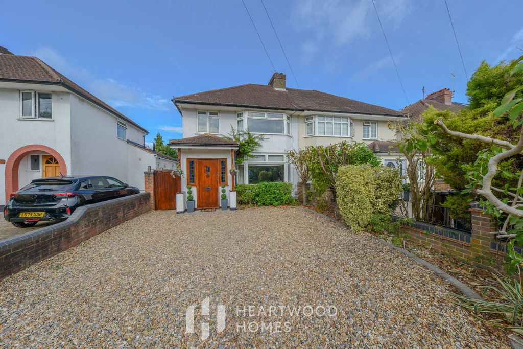 Property photo 1 of 30
