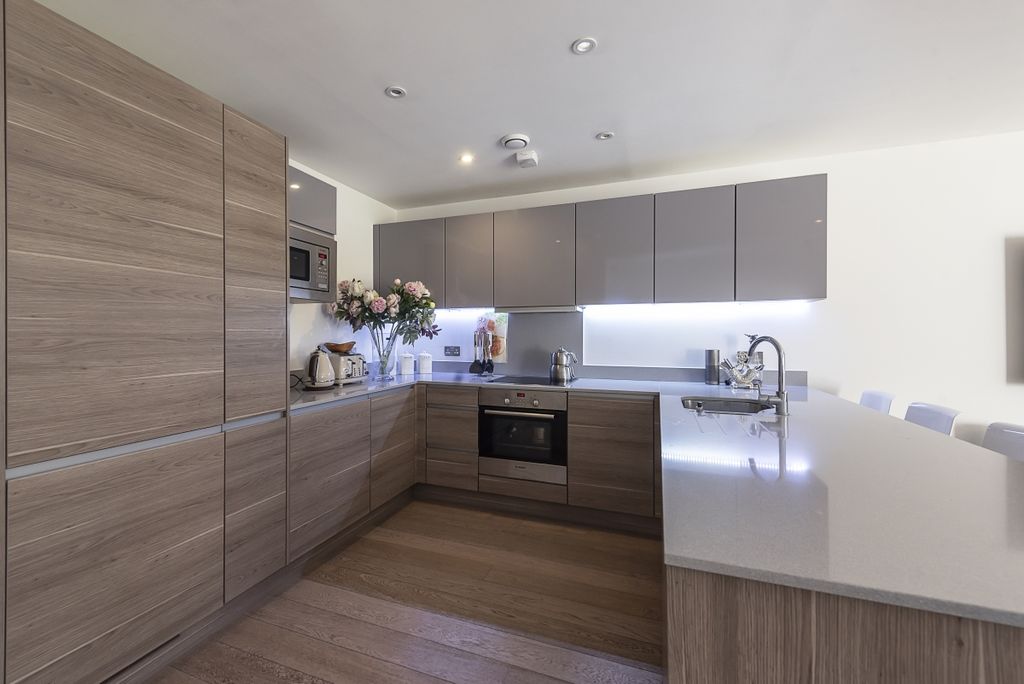 Property photo 3 of 16 1B-Irvine-Close-16