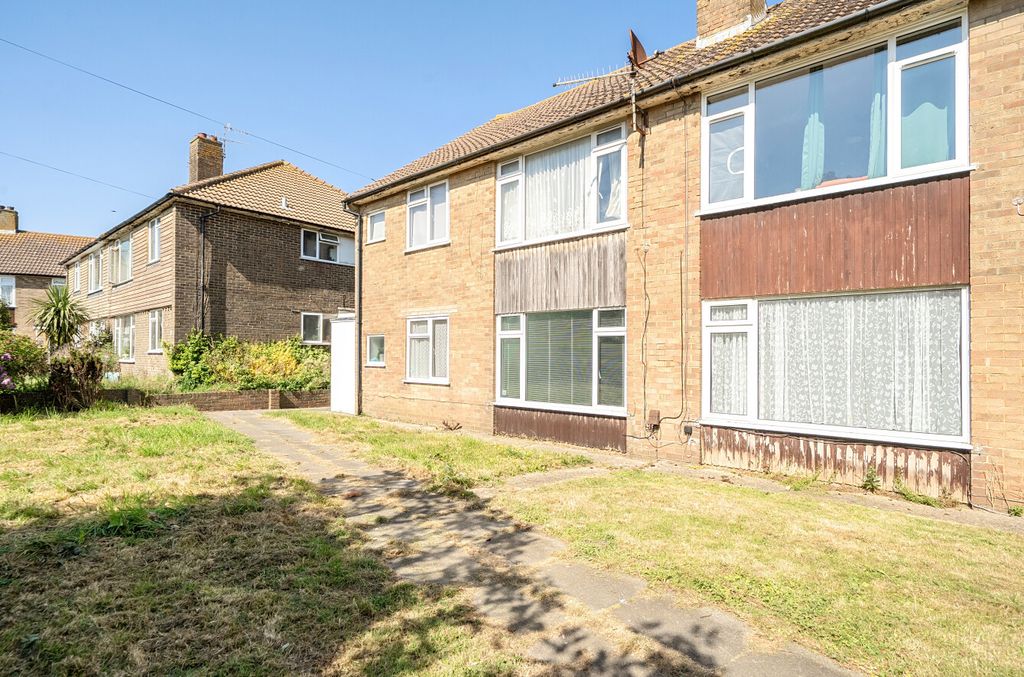 Property photo 1 of 10 External