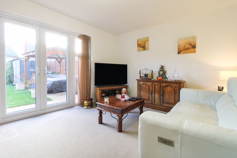 Property photo 3 of 17 Living Room