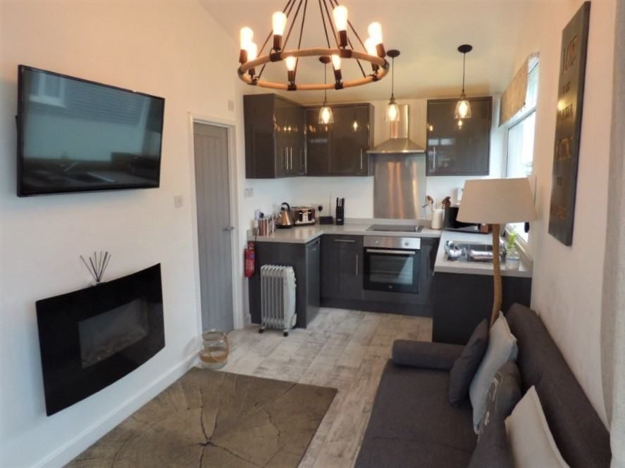 Property photo 3 of 8 Open Plan Lounge/Diner/Fitted Kitchen